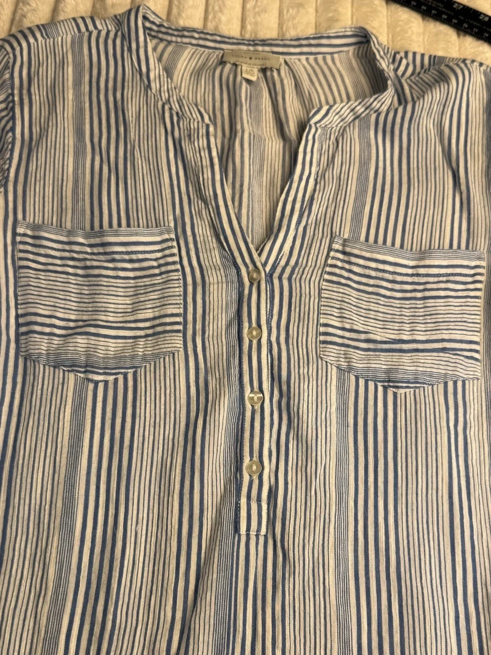 Lucky Brand Striped Blue White  Long Sleeve Lightweight Button Down Shirt Size L - Picture 6 of 7